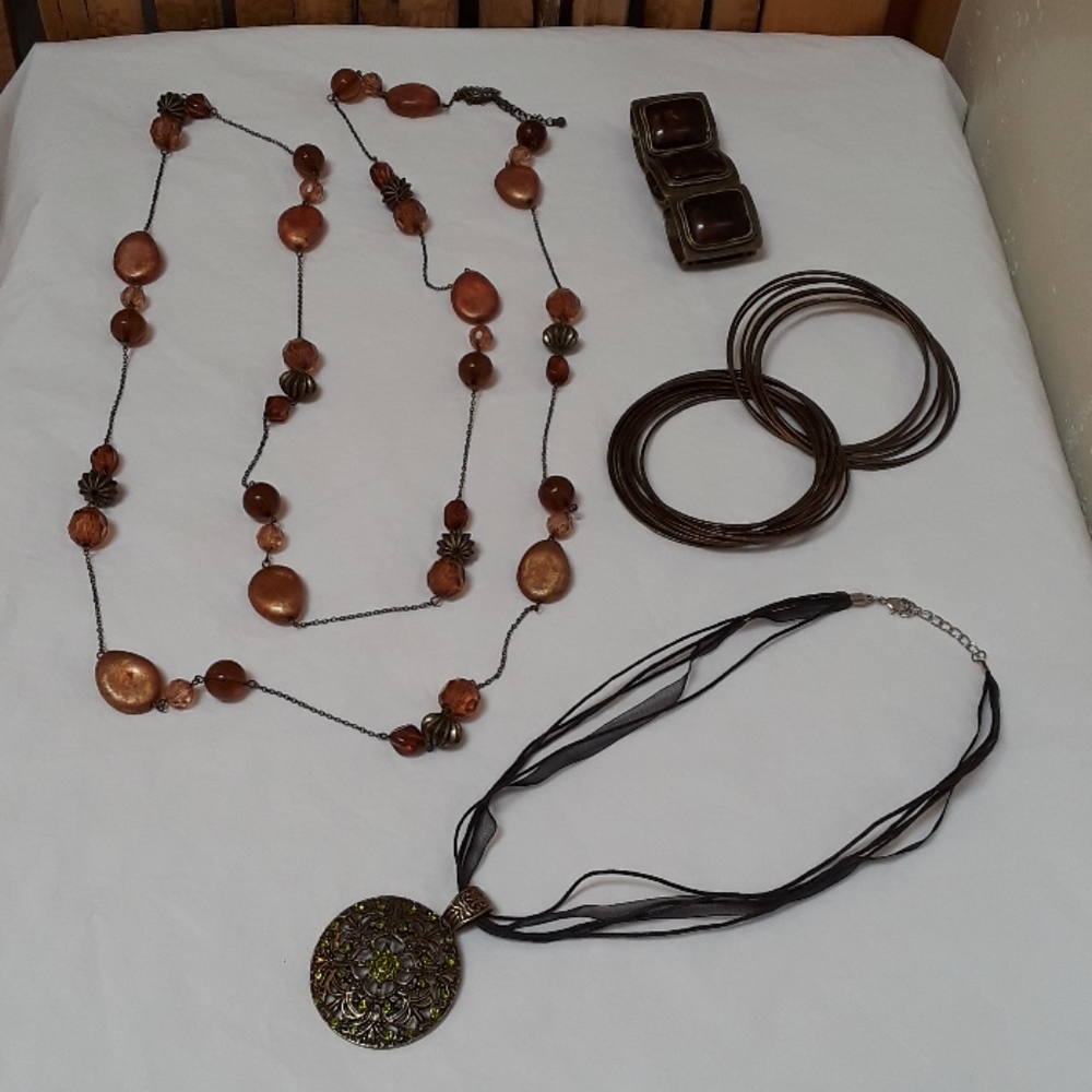 5/$15 Jewelry Bundle